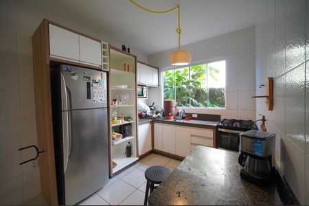 Casa para alugar com 200m², 3 quartos e 1 vagaCozinha