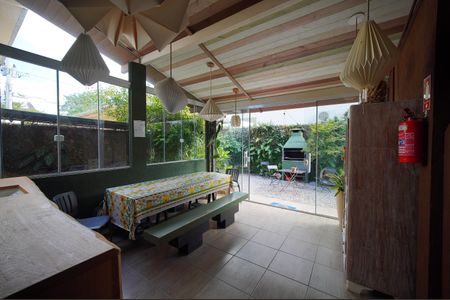 Casa para alugar com 200m², 3 quartos e 1 vagaÁrea gourmet