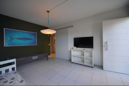Sala de casa para alugar com 3 quartos, 200m² em Campeche Central, Florianópolis