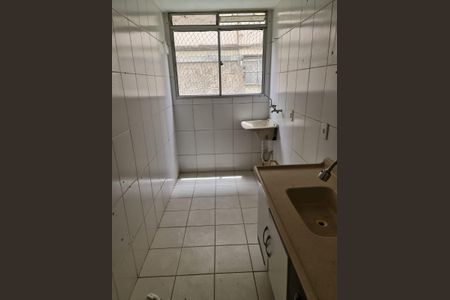 Cozinha de apartamento para alugar com 2 quartos, 42m² em Jardim Estrela, Mauá