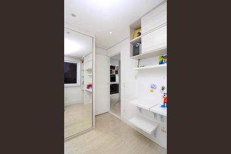 Apartamento para alugar com 75m², 2 quartos e 1 vaga Apartamento para alugar com 75m², 2 quartos e 1 vagaQuarto