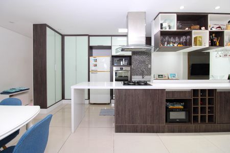 Apartamento para alugar com 75m², 2 quartos e 1 vaga Apartamento para alugar com 75m², 2 quartos e 1 vagaSala/Cozinha