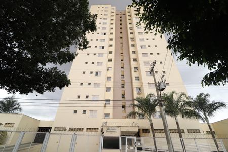 Apartamento para alugar com 70m², 2 quartos e 2 vagasFachada
