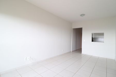 Apartamento para alugar com 70m², 2 quartos e 2 vagasSala