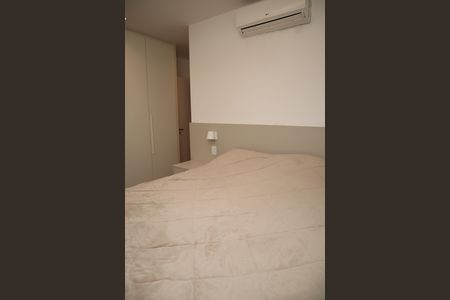 Apartamento para alugar com 83m², 2 quartos e 1 vagaQUARTO  SUITE 1
