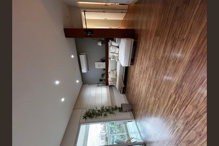 Apartamento para alugar com 83m², 2 quartos e 1 vaga