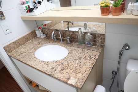 Apartamento para alugar com 83m², 2 quartos e 1 vagaBANHEIRO SUITE 1