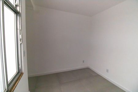 Apartamento à venda com 70m², 3 quartos e sem vaga Apartamento à venda com 70m², 3 quartos e sem vagaSuíte
