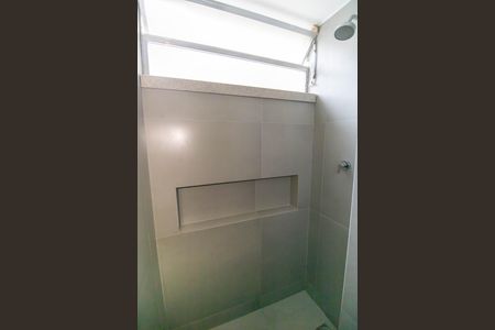 Apartamento à venda com 70m², 3 quartos e sem vaga Apartamento à venda com 70m², 3 quartos e sem vagaBanheiro Social