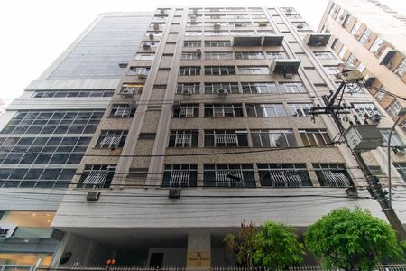 Apartamento à venda com 70m², 3 quartos e sem vaga Apartamento à venda com 70m², 3 quartos e sem vagaFachada