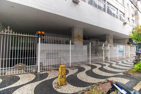 Apartamento à venda com 70m², 3 quartos e sem vaga Apartamento à venda com 70m², 3 quartos e sem vagaFachada