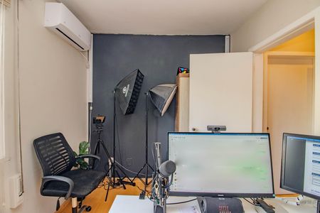 Quarto 2 de apartamento à venda com 2 quartos, 59m² em Passo D’areia, Porto Alegre