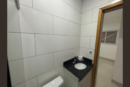 Apartamento à venda com 40m², 2 quartos e 1 vaga Apartamento à venda com 40m², 2 quartos e 1 vagaBanheiro