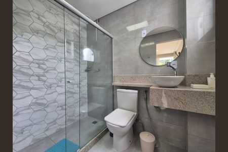 Casa de condomínio para alugar com 420m², 4 quartos e 2 vagas