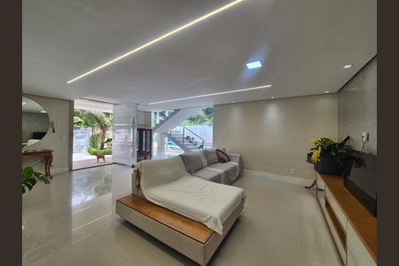 Casa de Condomínio à venda com 4 quartos, 420m² em Vargem Grande, Rio de Janeiro