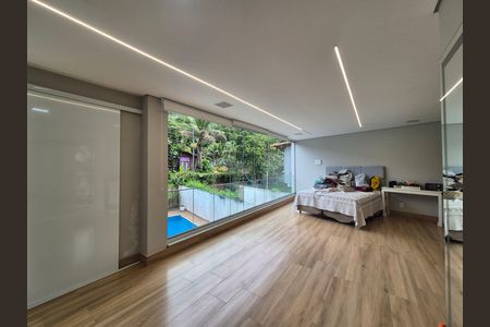 Casa de condomínio para alugar com 420m², 4 quartos e 2 vagas