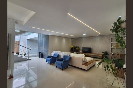 Casa de condomínio para alugar com 420m², 4 quartos e 2 vagas
