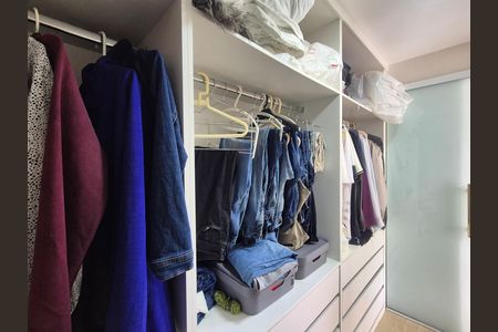 Casa de condomínio para alugar com 420m², 4 quartos e 2 vagas