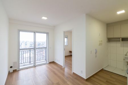 Sala - Cozinha de apartamento para alugar com 2 quartos, 39m² em Vila Sonia, São Paulo