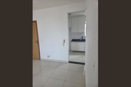 Apartamento para alugar com 3 quartos, 70m² em Santa Cruz Industrial, Contagem