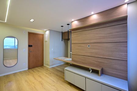 Sala de apartamento à venda com 2 quartos, 43m² em Vila Suzana, São Paulo