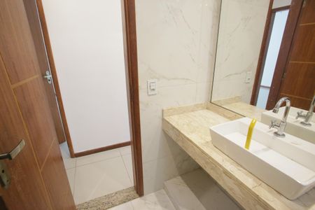 Apartamento à venda com 78m², 2 quartos e sem vagaBanheiro