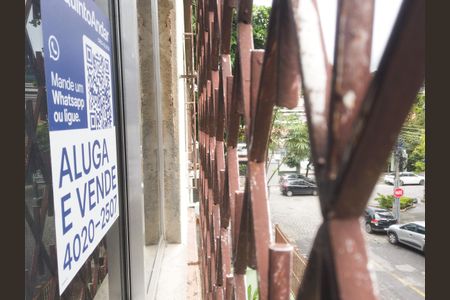 Apartamento à venda com 78m², 2 quartos e sem vagaPlaquinha