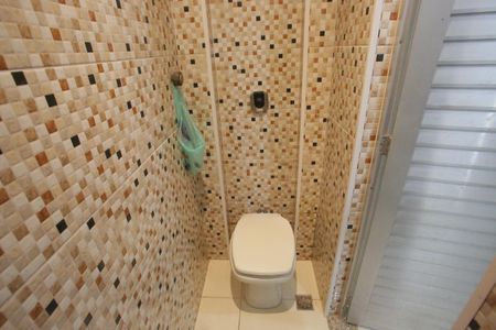 Apartamento à venda com 78m², 2 quartos e sem vagaBanheiro de Serviço