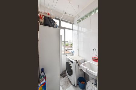 Apartamento para alugar com 110m², 3 quartos e sem vaga Apartamento para alugar com 110m², 3 quartos e sem vagaÁrea de serviço