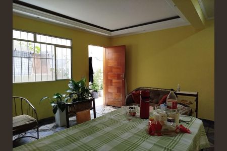 Apartamento à venda com 60m², 2 quartos e sem vagaSala