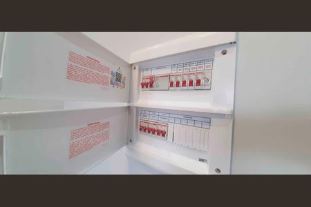 Apartamento para alugar com 47m², 2 quartos e 1 vaga Apartamento para alugar com 47m², 2 quartos e 1 vagaQuadro de Luz