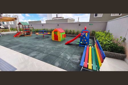 Apartamento para alugar com 47m², 2 quartos e 1 vaga Apartamento para alugar com 47m², 2 quartos e 1 vagaÁrea comum - Playground