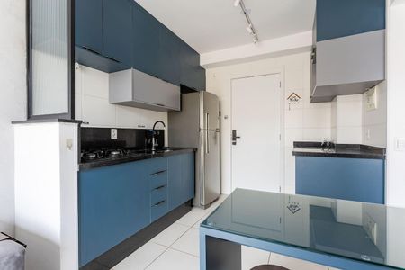 Cozinha de apartamento para alugar com 2 quartos, 34m² em Barra Funda, São Paulo