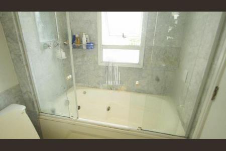 Apartamento à venda com 223m², 4 quartos e 4 vagas