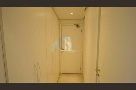 Apartamento à venda com 223m², 4 quartos e 4 vagas