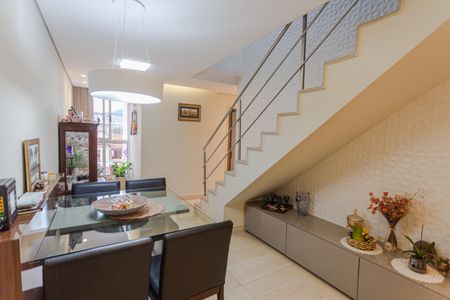 Sala 1 de apartamento à venda com 4 quartos, 126m² em Santa Tereza, Belo Horizonte