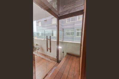 Apartamento à venda com 126m², 4 quartos e 2 vagas Apartamento à venda com 126m², 4 quartos e 2 vagasSauna na Cobertura