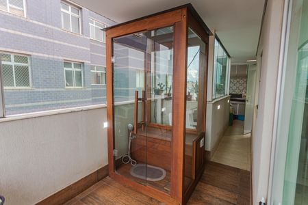 Apartamento à venda com 126m², 4 quartos e 2 vagas Apartamento à venda com 126m², 4 quartos e 2 vagasSauna na Cobertura
