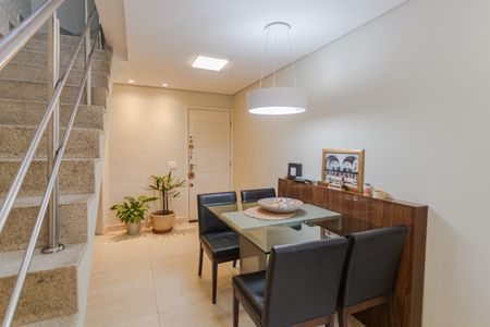 Apartamento à venda com 126m², 4 quartos e 2 vagas Apartamento à venda com 126m², 4 quartos e 2 vagasSala 1