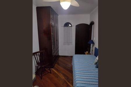 Casa para alugar com 300m², 3 quartos e 2 vagas Casa para alugar com 300m², 3 quartos e 2 vagasQuarto