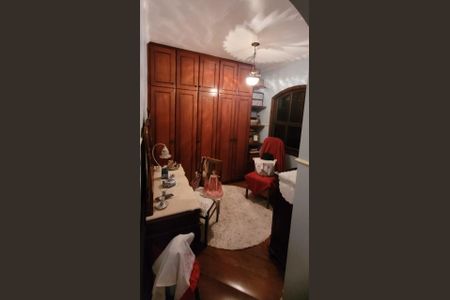 Casa para alugar com 300m², 3 quartos e 2 vagas Casa para alugar com 300m², 3 quartos e 2 vagasQuarto