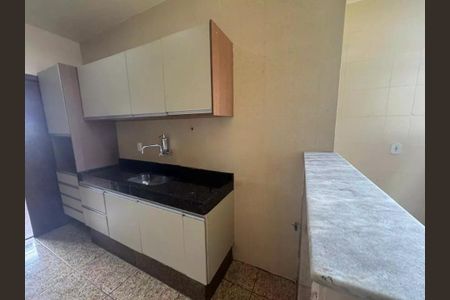 Cozinha de apartamento para alugar com 3 quartos, 93m² em Ipiranga, Belo Horizonte