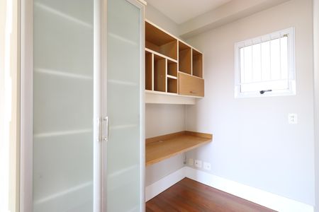 Apartamento à venda com 117m², 3 quartos e 2 vagasEscritório 