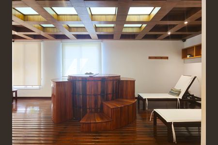 Apartamento à venda com 117m², 3 quartos e 2 vagas Apartamento à venda com 117m², 3 quartos e 2 vagasSauna