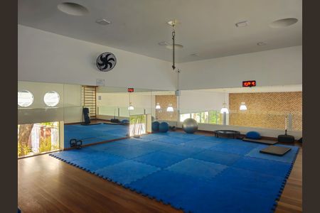 Apartamento à venda com 117m², 3 quartos e 2 vagas Apartamento à venda com 117m², 3 quartos e 2 vagasAcademia