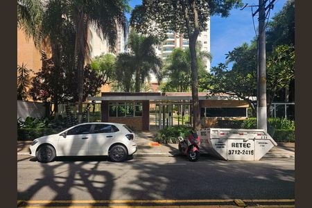 Apartamento à venda com 117m², 3 quartos e 2 vagas Apartamento à venda com 117m², 3 quartos e 2 vagasFachada
