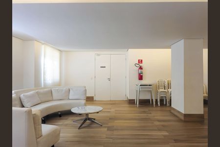Apartamento à venda com 117m², 3 quartos e 2 vagas Apartamento à venda com 117m², 3 quartos e 2 vagasSalão de festas