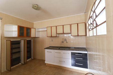 Casa para alugar com 180m², 3 quartos e 3 vagasCozinha