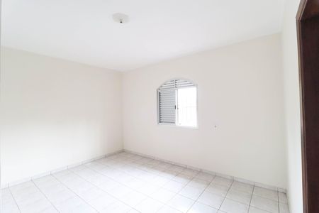 Casa para alugar com 180m², 3 quartos e 3 vagasSuíte 