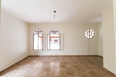 Casa à venda com 3 quartos, 180m² em Vila Albertina, São Paulo